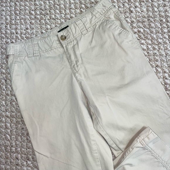 2 for $20 or 5 for $40
EDDIE BAUER CHINO PANTS - SZ. 6 - Picture 2 of 10